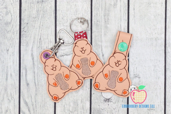 Reviewing the Otter Sitting Pose ITH Keyfob